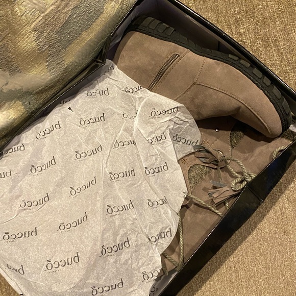 NIB Bucco knee Tall Fur Lined Boots - Picture 6 of 6